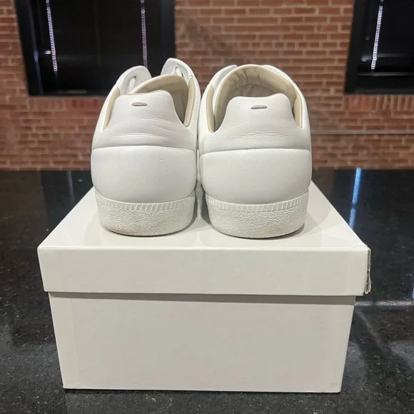 Maison Martin Margiela ‘Future’ Concealed Lace Fastened Trainers - Picture 4 of 10